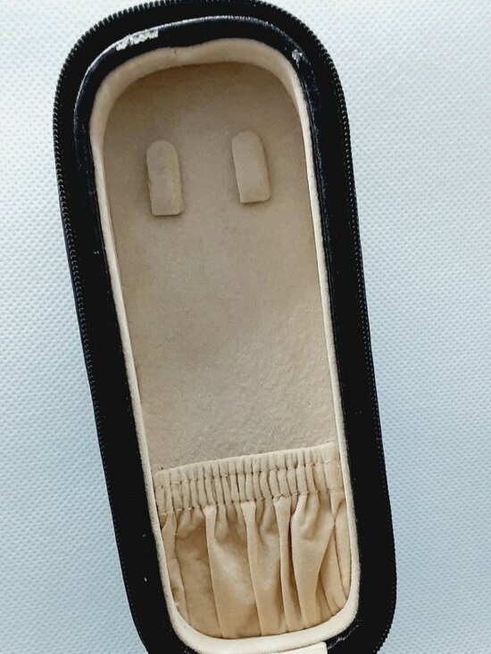 NEW Rowalland of Scotland Zippered Jewelry Keeper - Picture 10 of 15